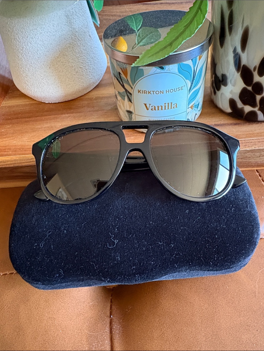 Gucci Black Aviator Sunglasses with Brown Smoke Lenses